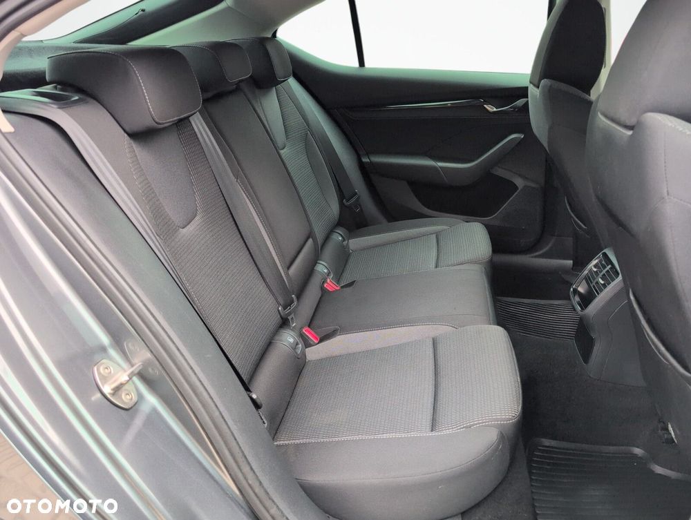 Skoda Octavia 1.5 TSI ACT Ambition - 12