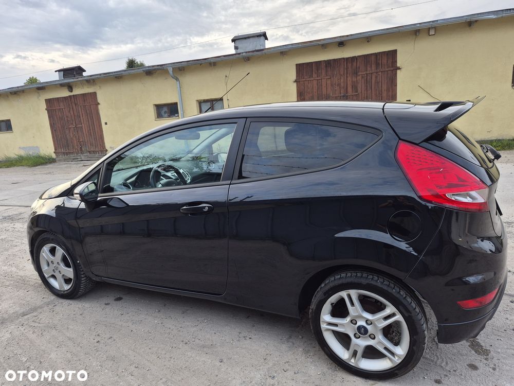 Ford Fiesta - 6