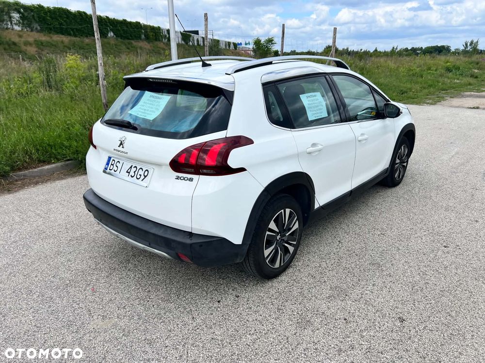 Peugeot 2008 2016 photo 3