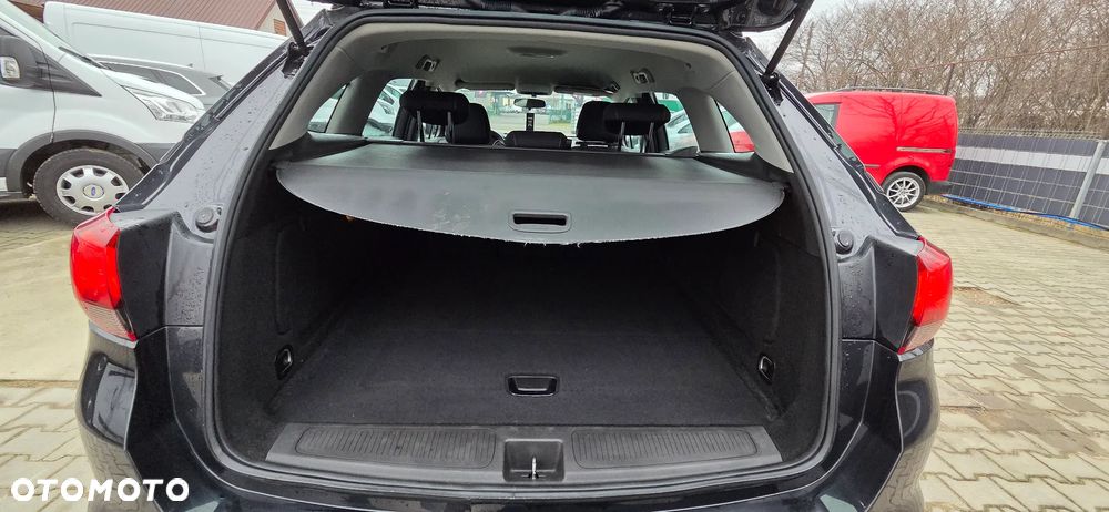 Opel Astra 1.4 Turbo Edition - 12