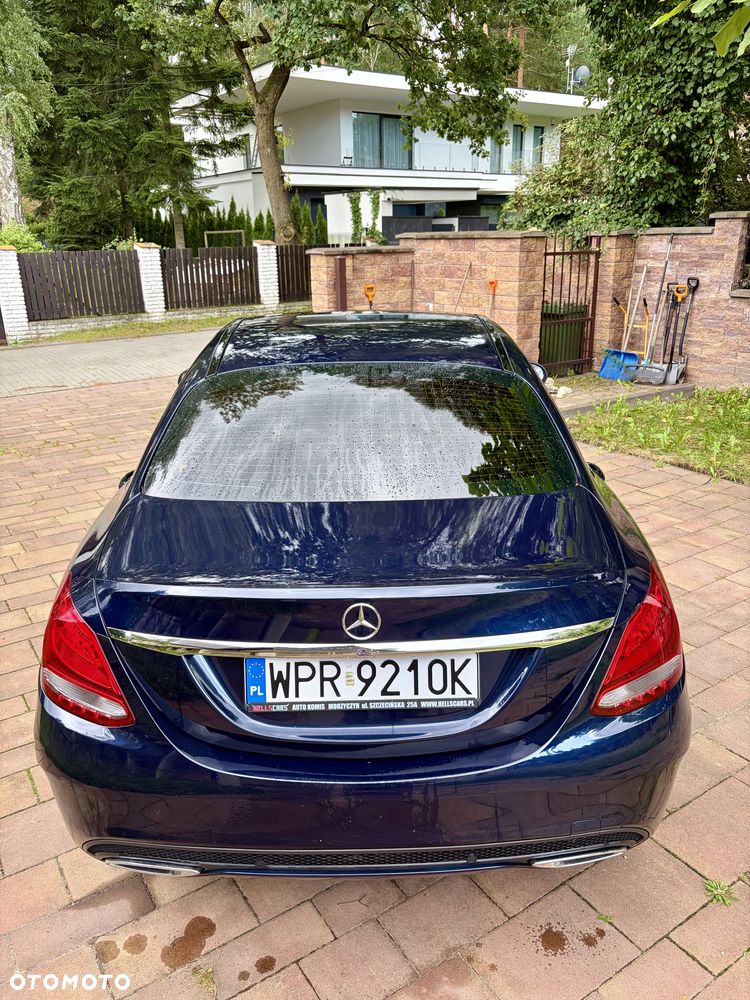 Mercedes-Benz Klasa C 180 d AMG Line - 7