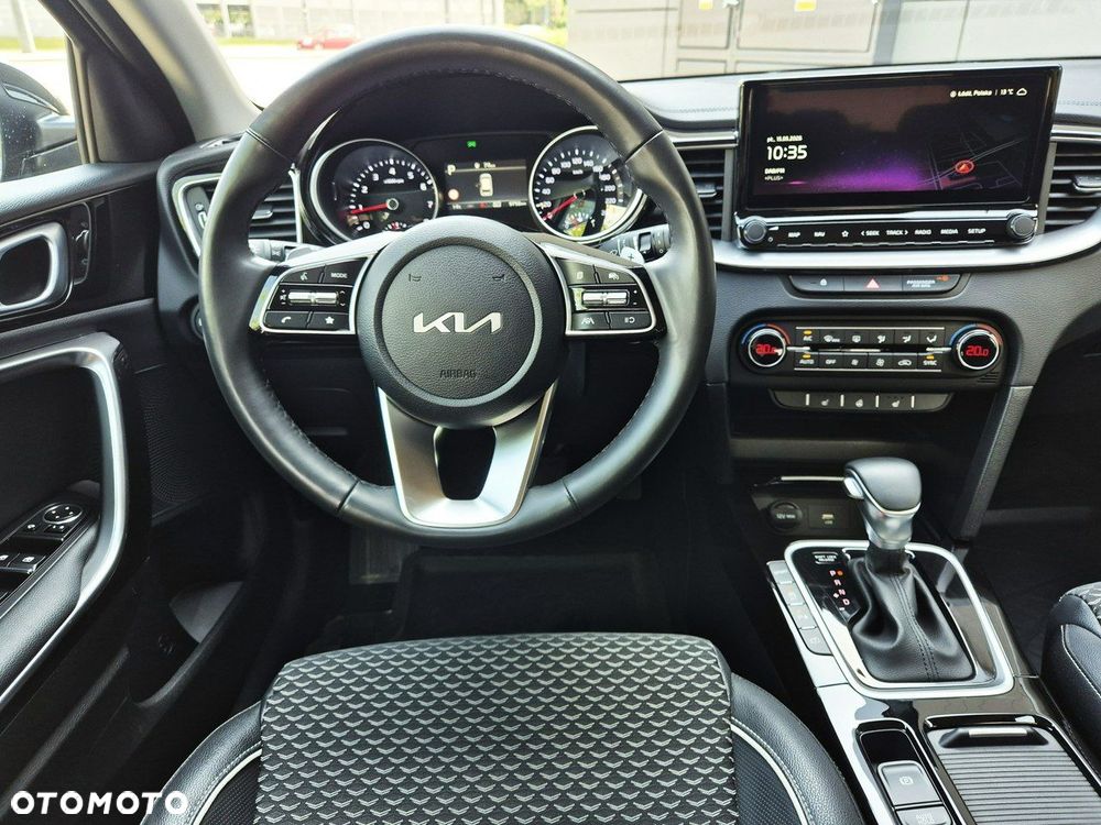 Kia Ceed 1.5 T-GDI Tribute DCT - 17