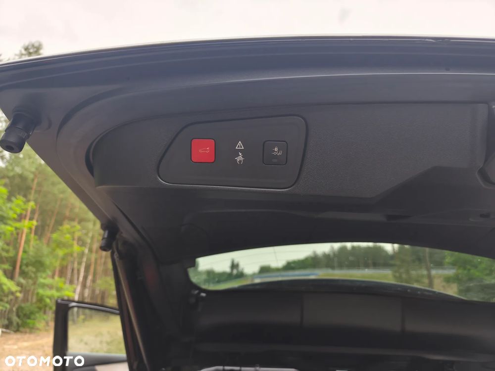 Peugeot 3008 BlueHDi 180 Stop & Start EAT8 GT - 10
