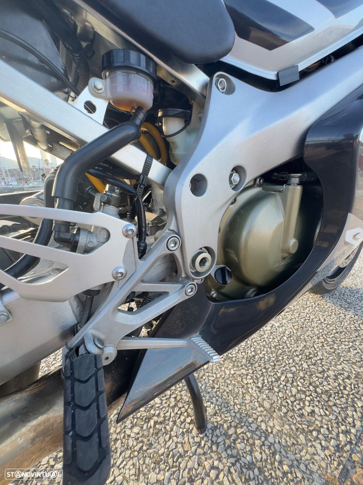 Honda CBR 600 F4 I - 9