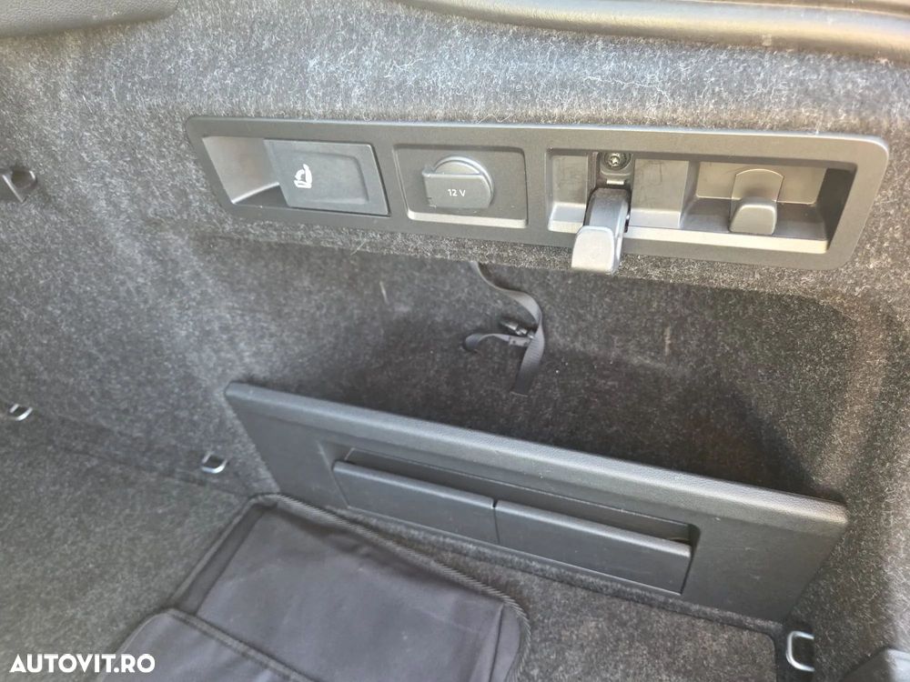 Skoda Superb 2.0 TDI DSG Ambition - 17