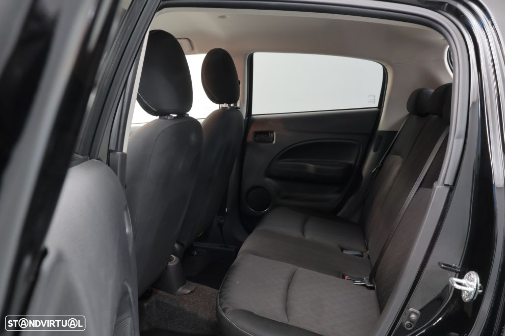 Mitsubishi Space Star 1.2 Intense Connect Edition - 24
