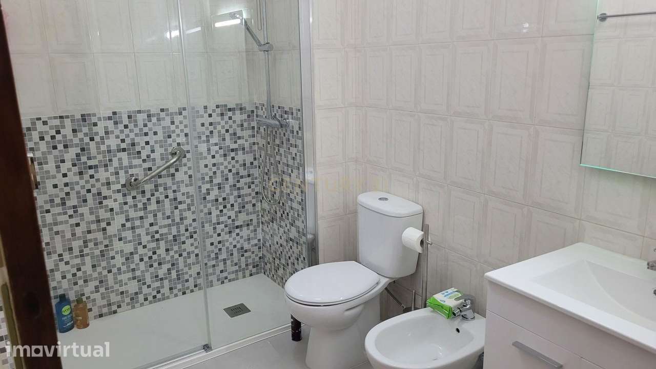 Apartamento T2 em Campanhã, Porto - Oportunidade Única! - Grande imagem: 3/14