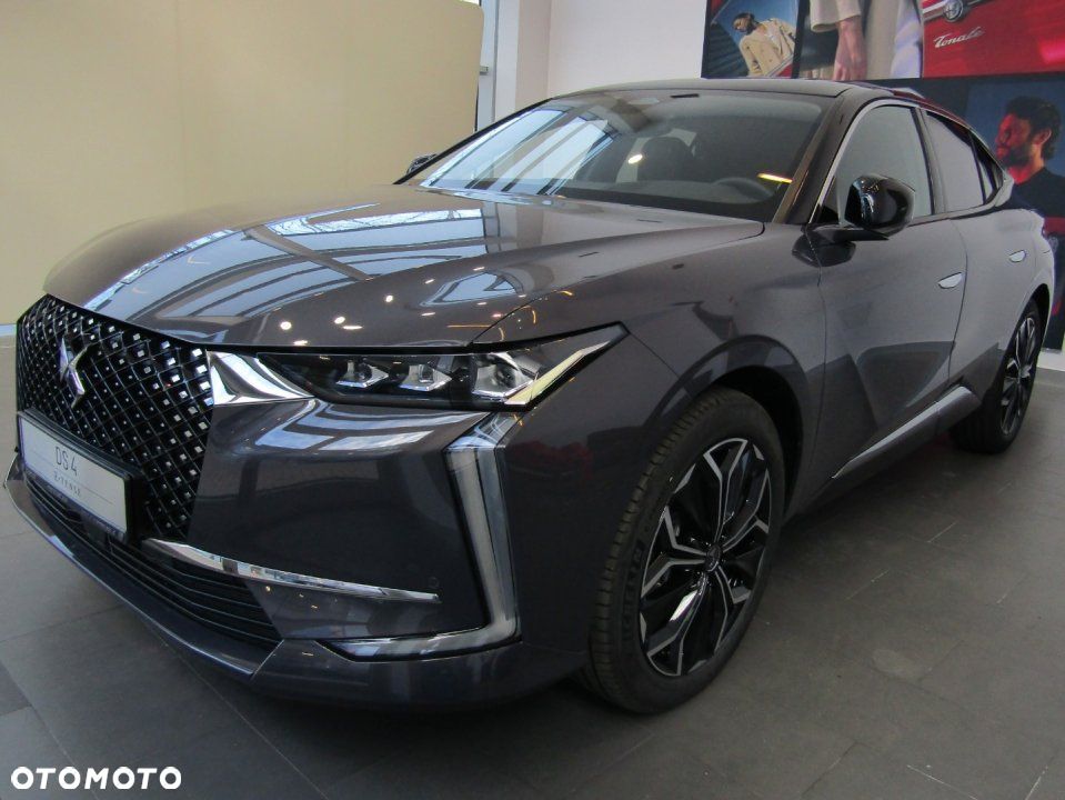 DS Automobiles DS 4