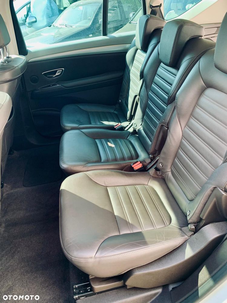 Renault Espace 1.6 dCi Energy Initiale Paris EDC - 23