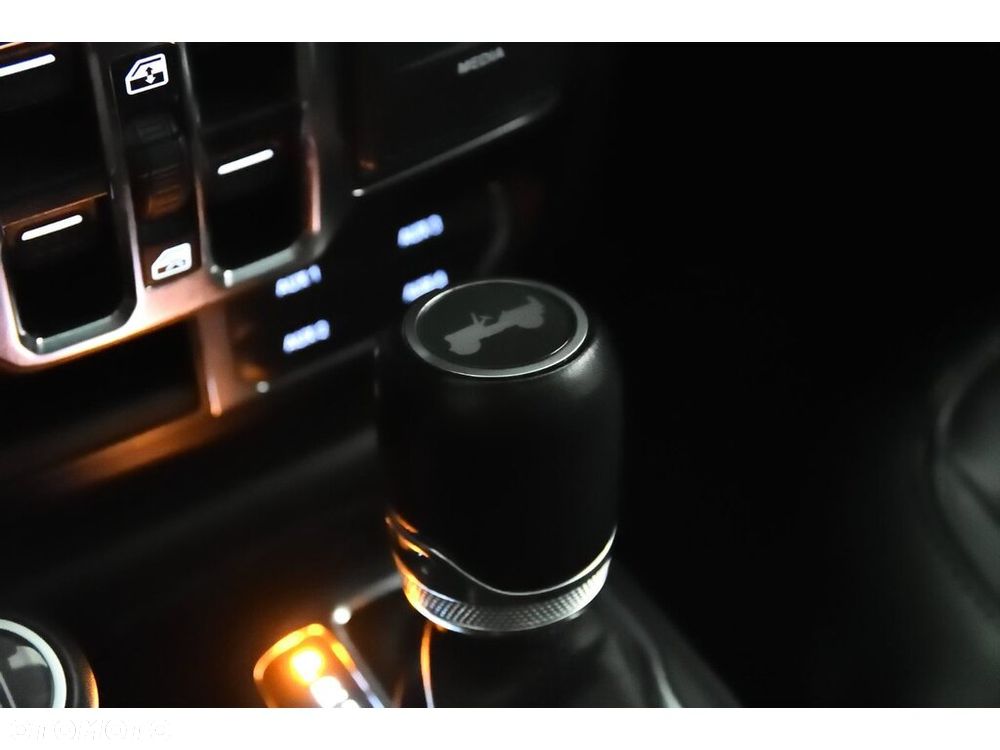 Jeep Wrangler 2.0 T-GDI Hardtop AWD Automatik Sahara - 14