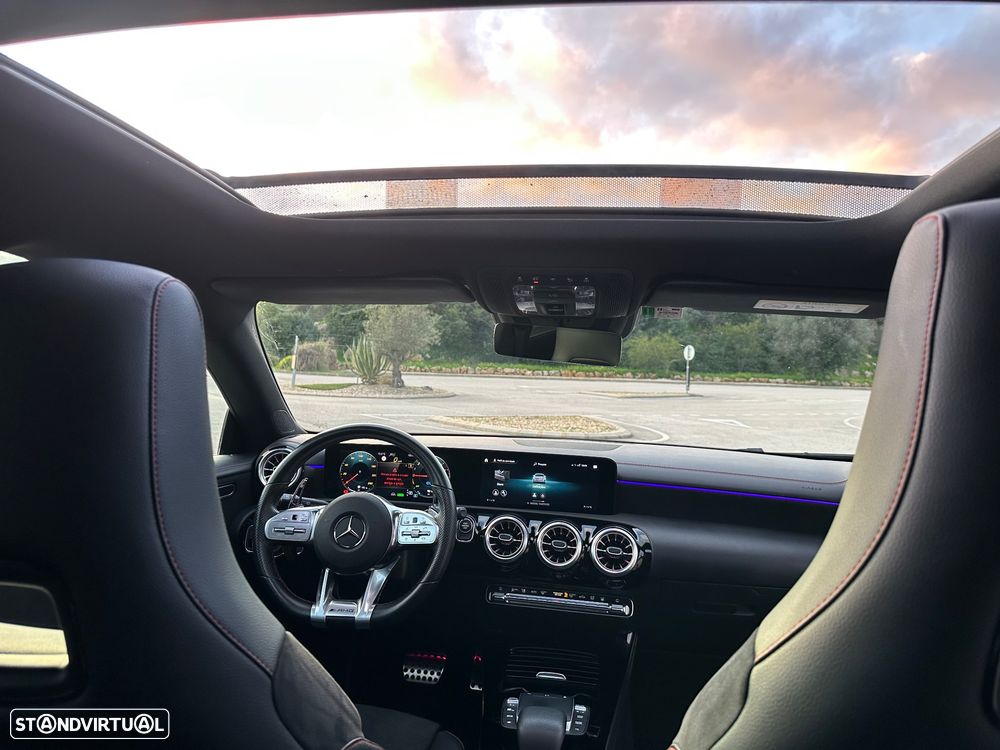 Mercedes-Benz CLA 250 e Shooting Brake AMG Line - 15