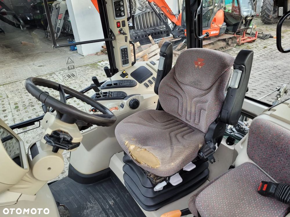 Massey Ferguson 5610 - 12