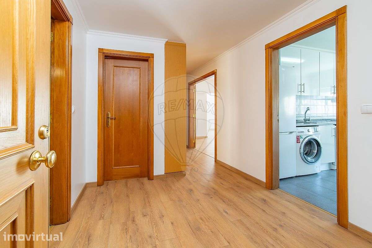 Apartamento T2 para arrendamento - Grande imagem: 2/31