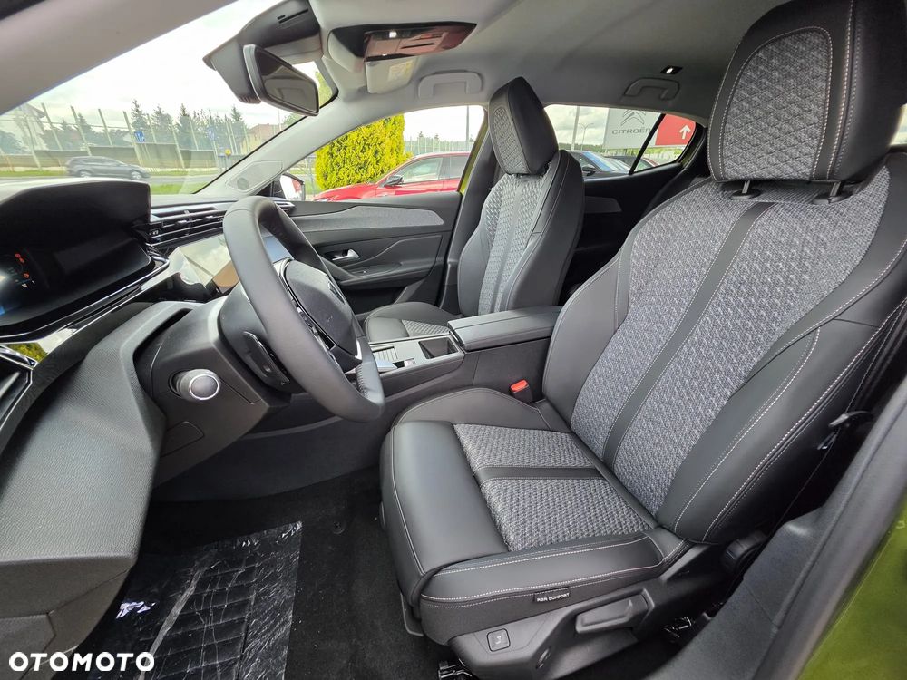 Peugeot 408 - 14