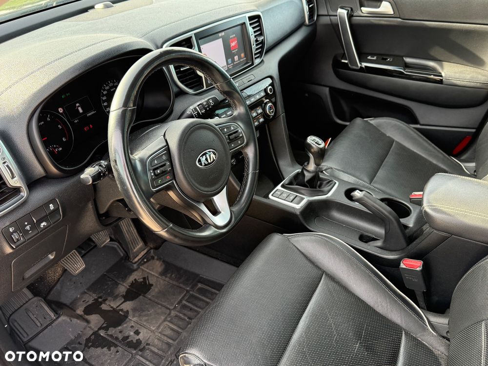 Kia Sportage 2.0 CRDI 4WD Fifa World Cup Edition - 24