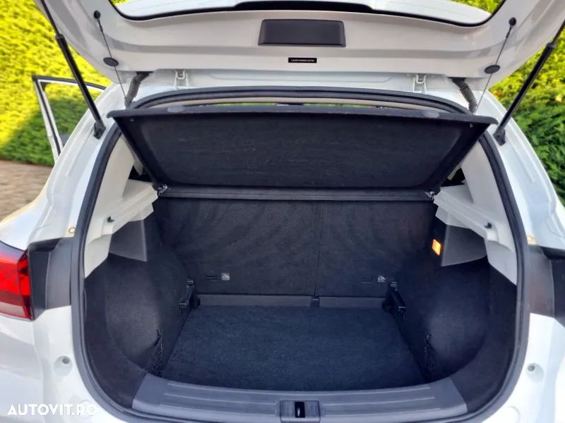 MG ZS ICE 1.5 VTI-tech Luxury - 22