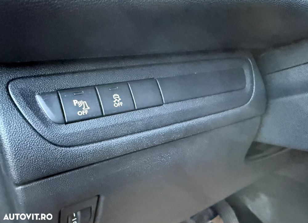 Peugeot 208 PureTech 110 Stop & Start Allure - 40
