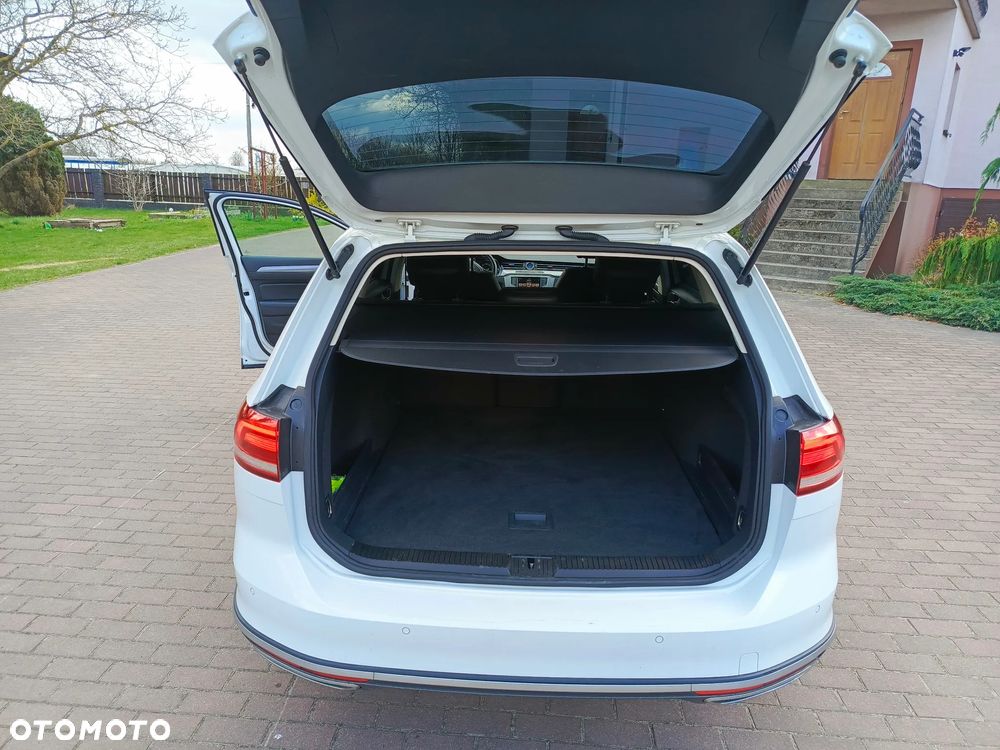 Volkswagen Passat 2.0 TDI BMT 4Mot Highline DSG - 11
