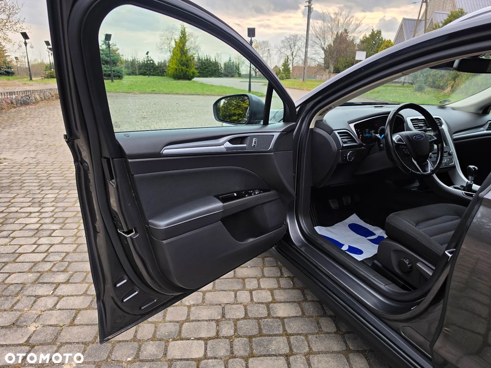 Ford Mondeo 2.0 TDCi Titanium - 21