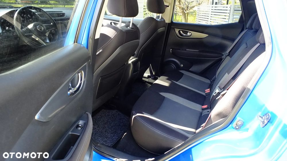 Nissan Qashqai 1.2 DIG-T N-Connecta Xtronic EU6 - 17
