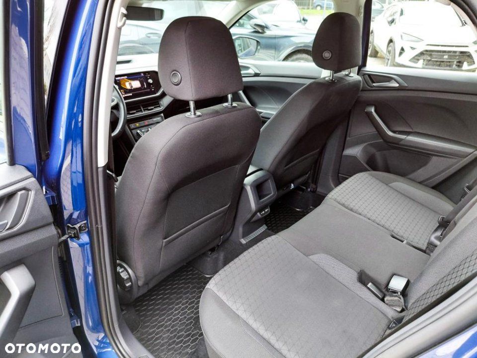 Volkswagen T-Cross - 13