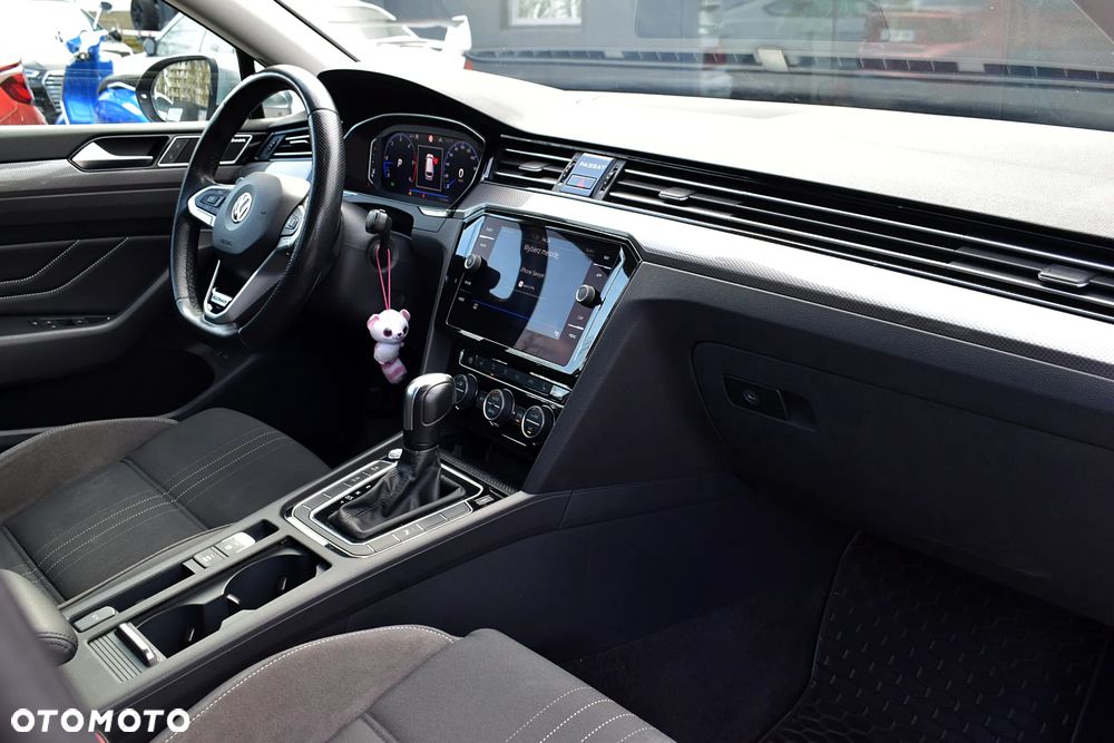 Volkswagen Passat Alltrack - 11
