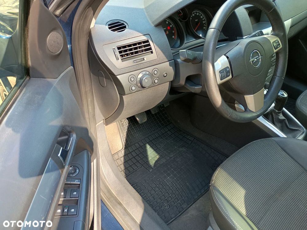 Opel Astra - 13