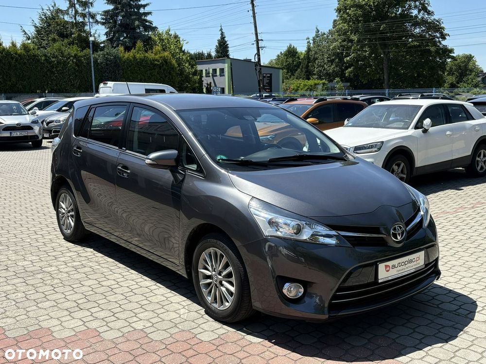 Toyota Verso - 2