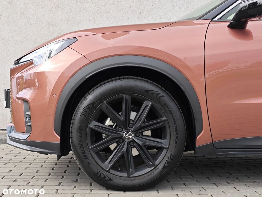 Lexus LBX 1.5 Hybrid Original Edition - 28