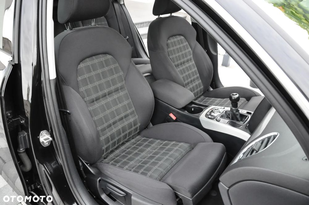 Audi A4 Avant - 33
