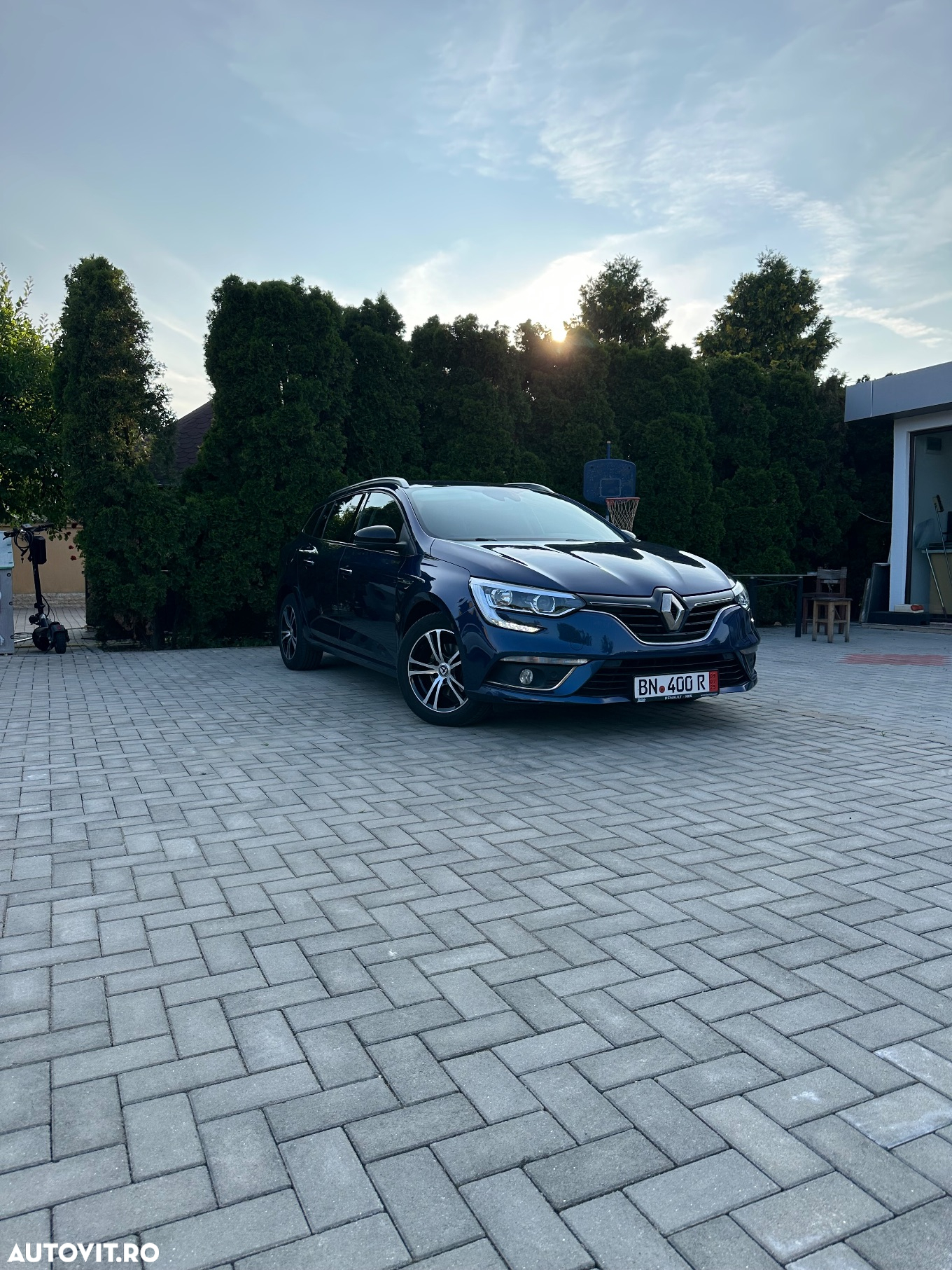Renault Megane BLUE dCi Limited - 10