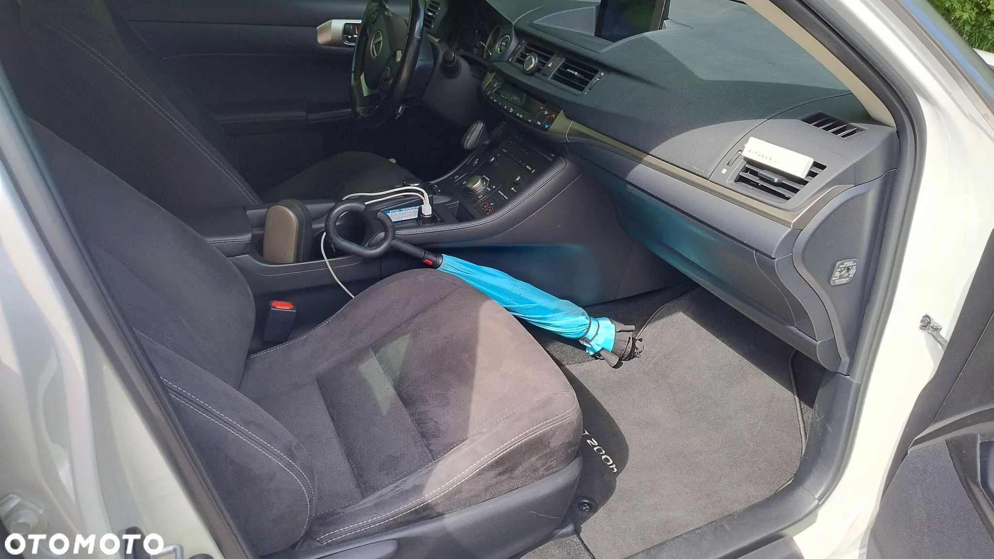Lexus CT 200h Limited Edition - 10