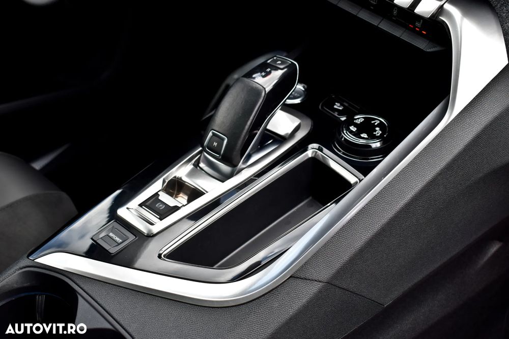Peugeot 3008 BlueHDi 180 Stop & Start EAT6 GT - 36