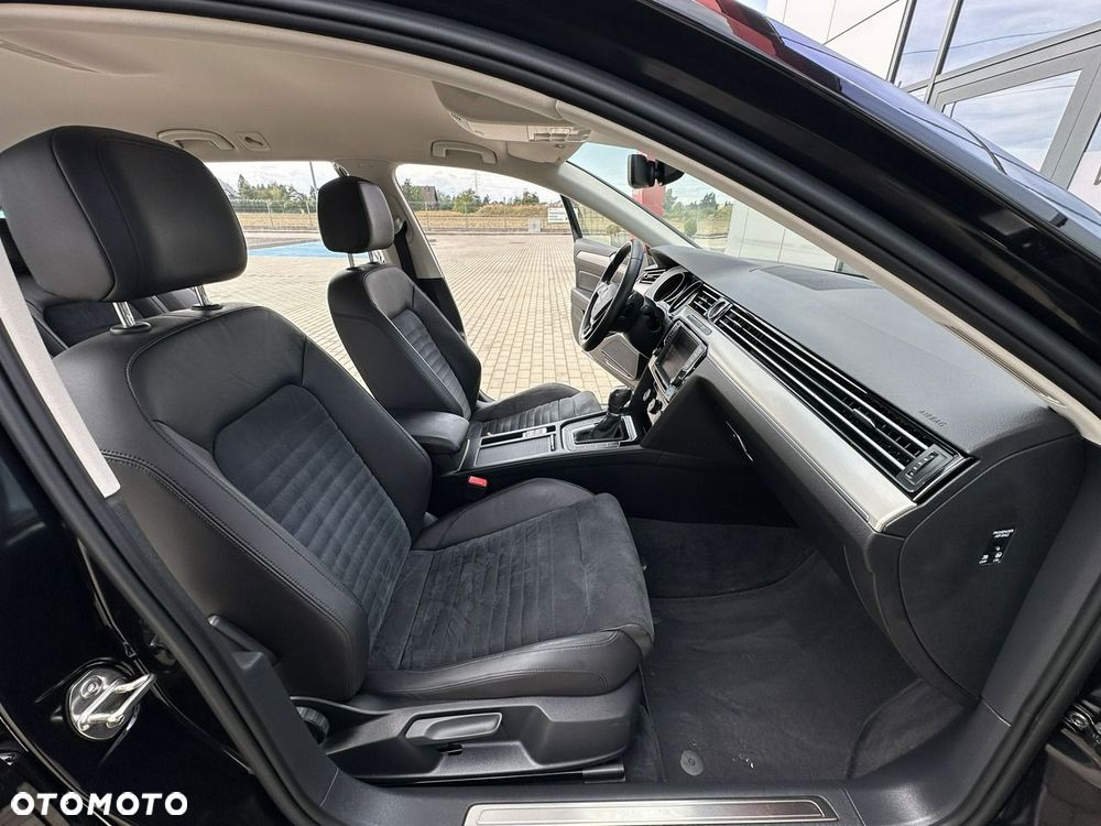 Volkswagen Passat Variant 2.0 TSI (BlueMotion Technology) DSG Highline - 14
