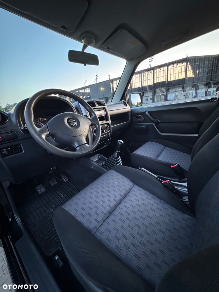Suzuki Jimny - 22