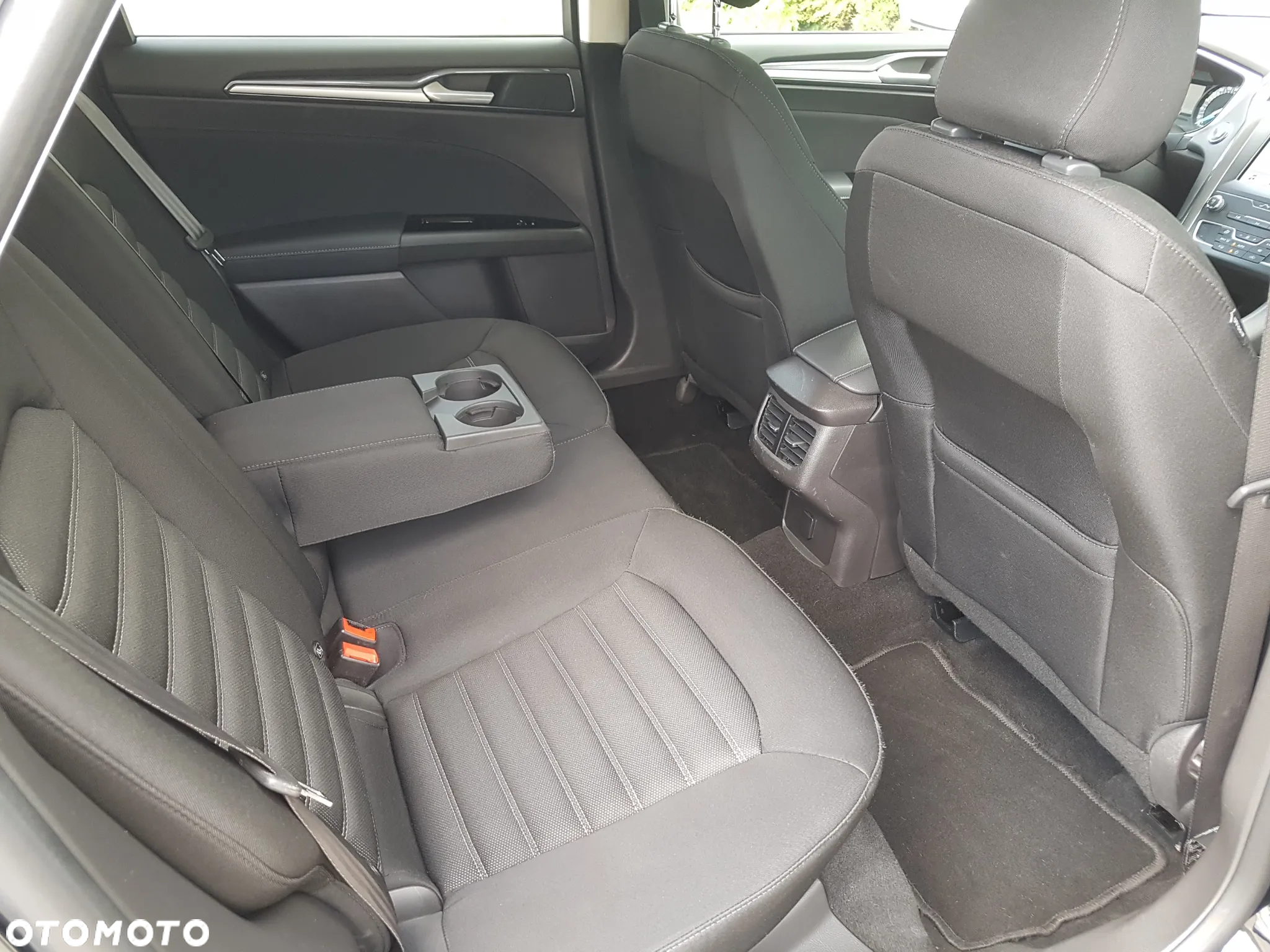 Ford Mondeo - 17