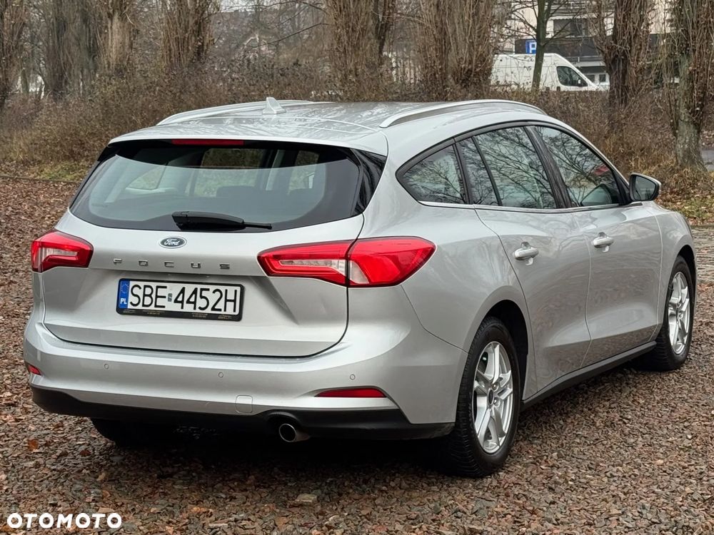 Ford Focus 1.5 TDCi SYNC Edition - 12