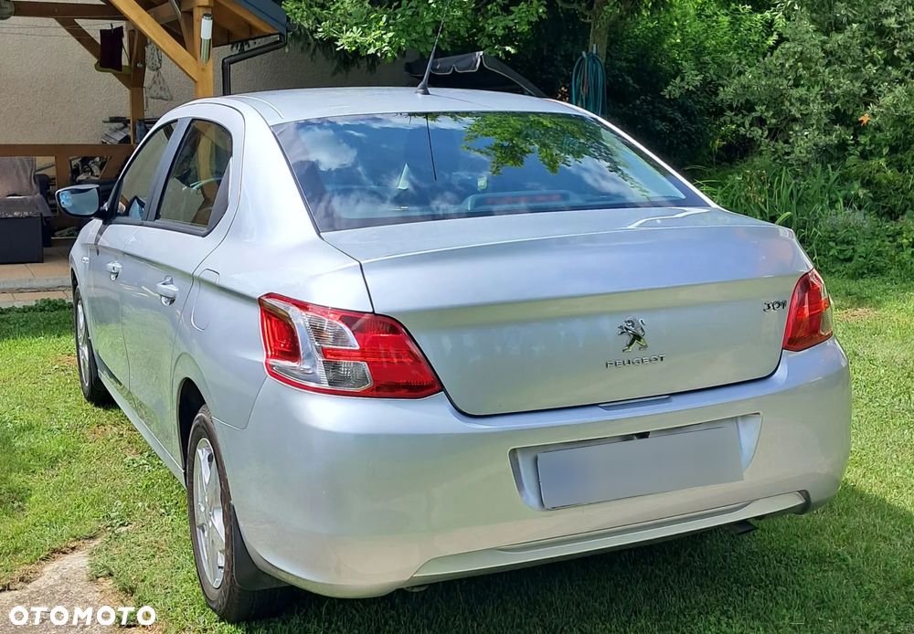 Peugeot 301 1.2 VTi/Pure Tech Active - 11