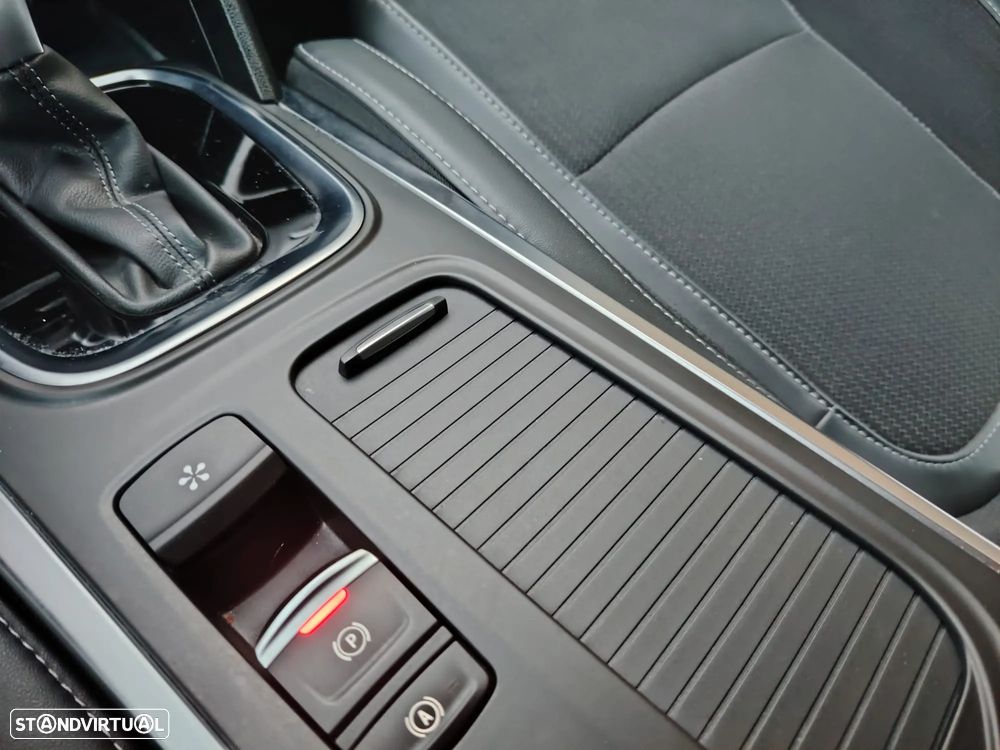 Renault Mégane Sport Tourer 1.6 E-Tech Plug-In E-Tech Hybrid Engineered - 9