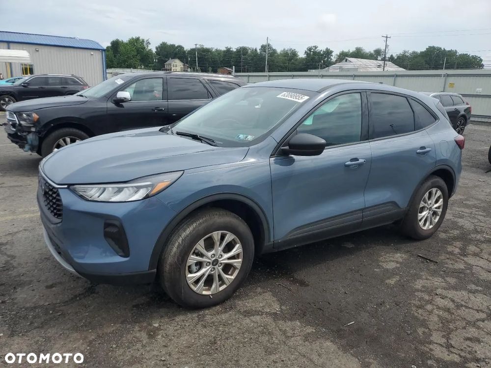 Ford Kuga 1.5 EcoBoost 4x4 Vignale - 2