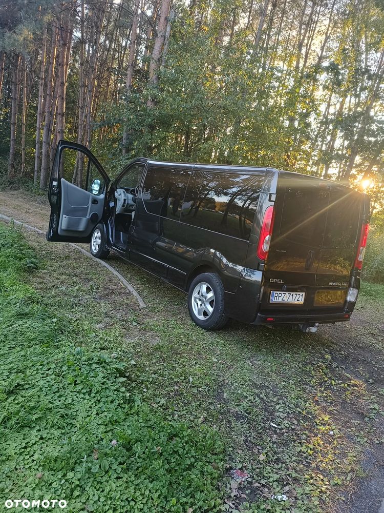 Opel Vivaro - 10