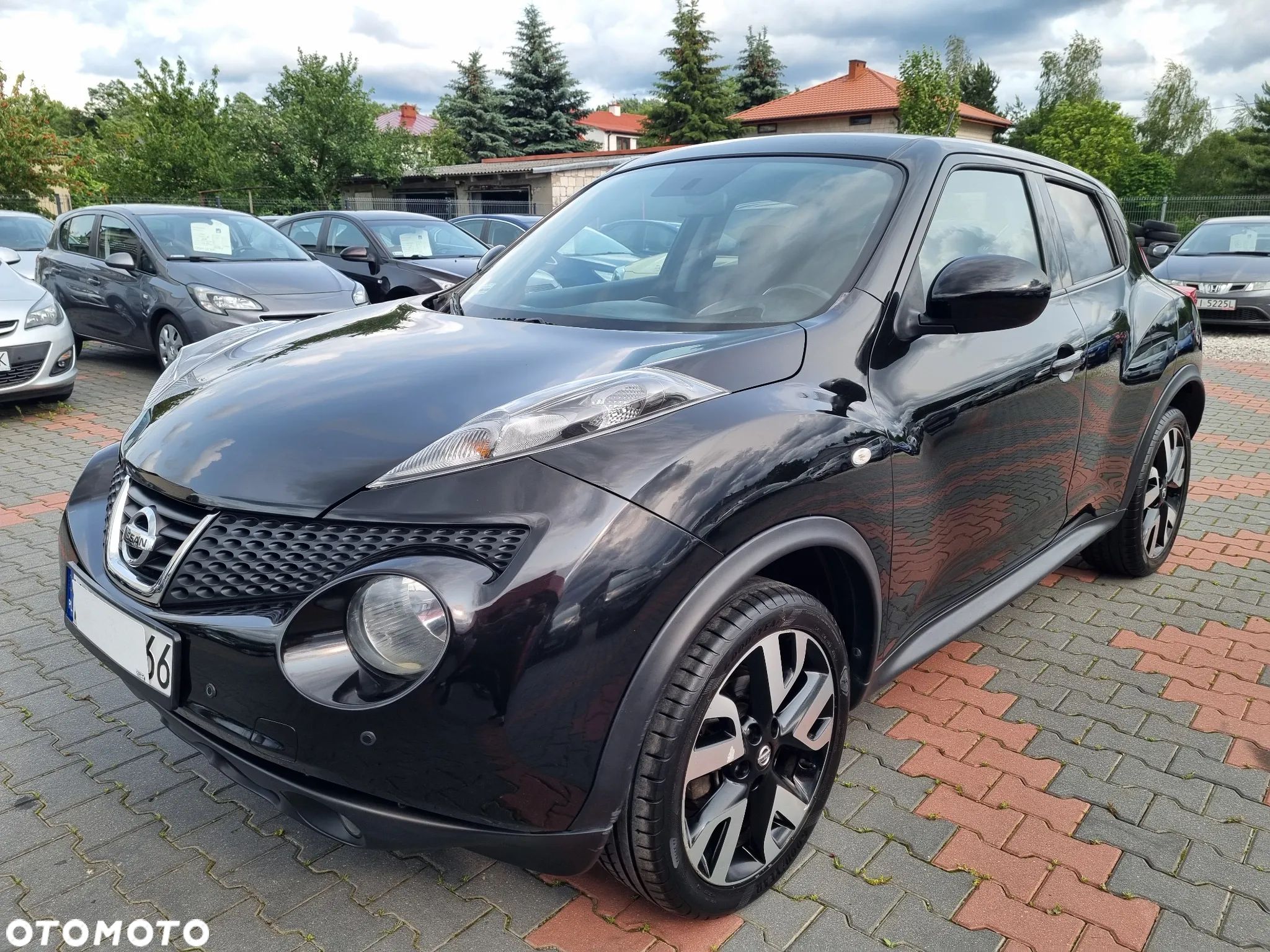 Nissan Juke 1.6 Tekna CVT - 1