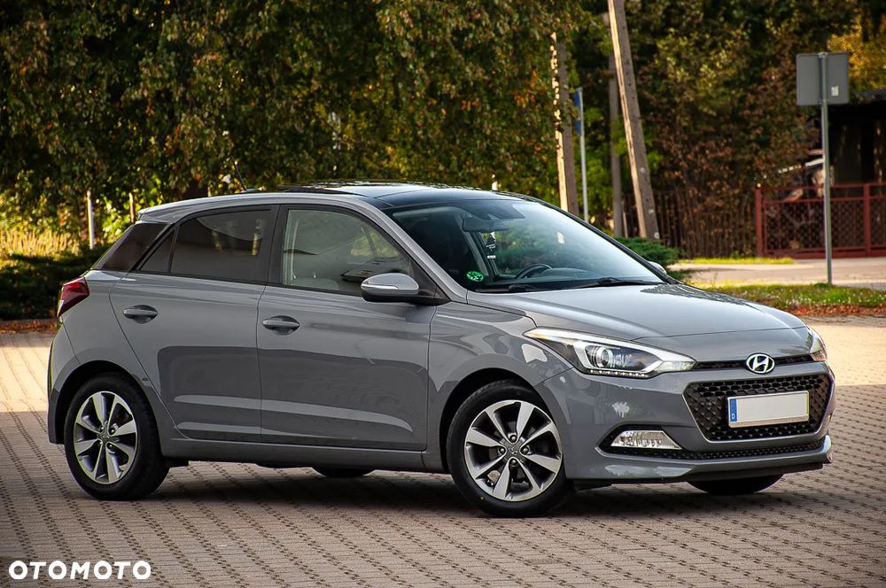Hyundai i20 blue 1.2 Advantage+ - 16