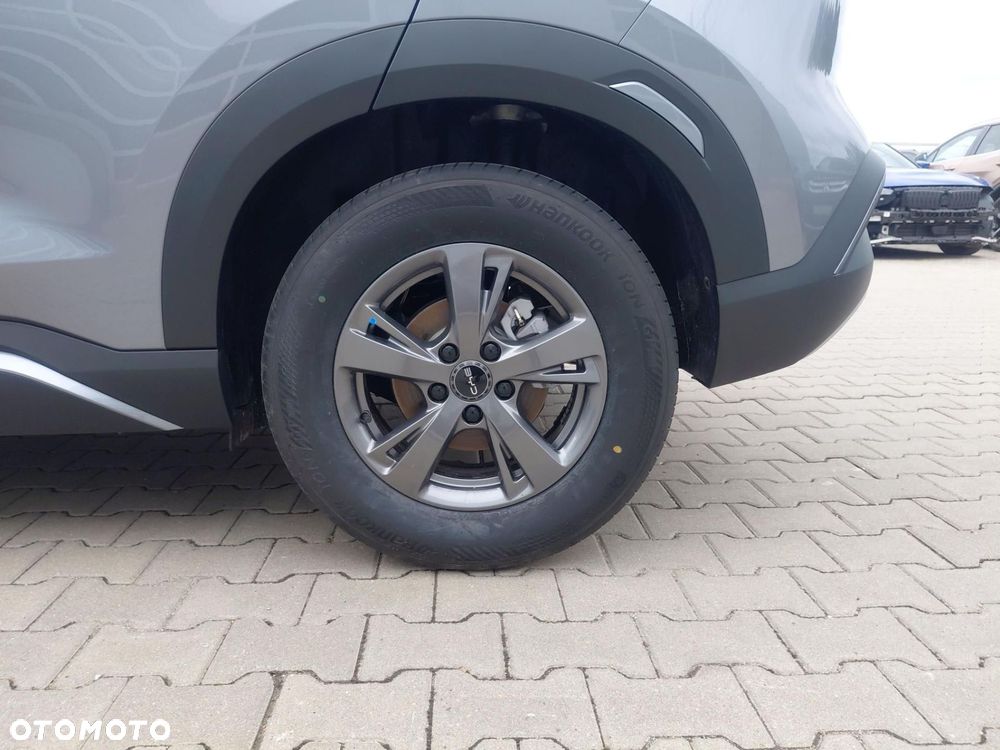 BYD Atto 2 DM-i Active - 16