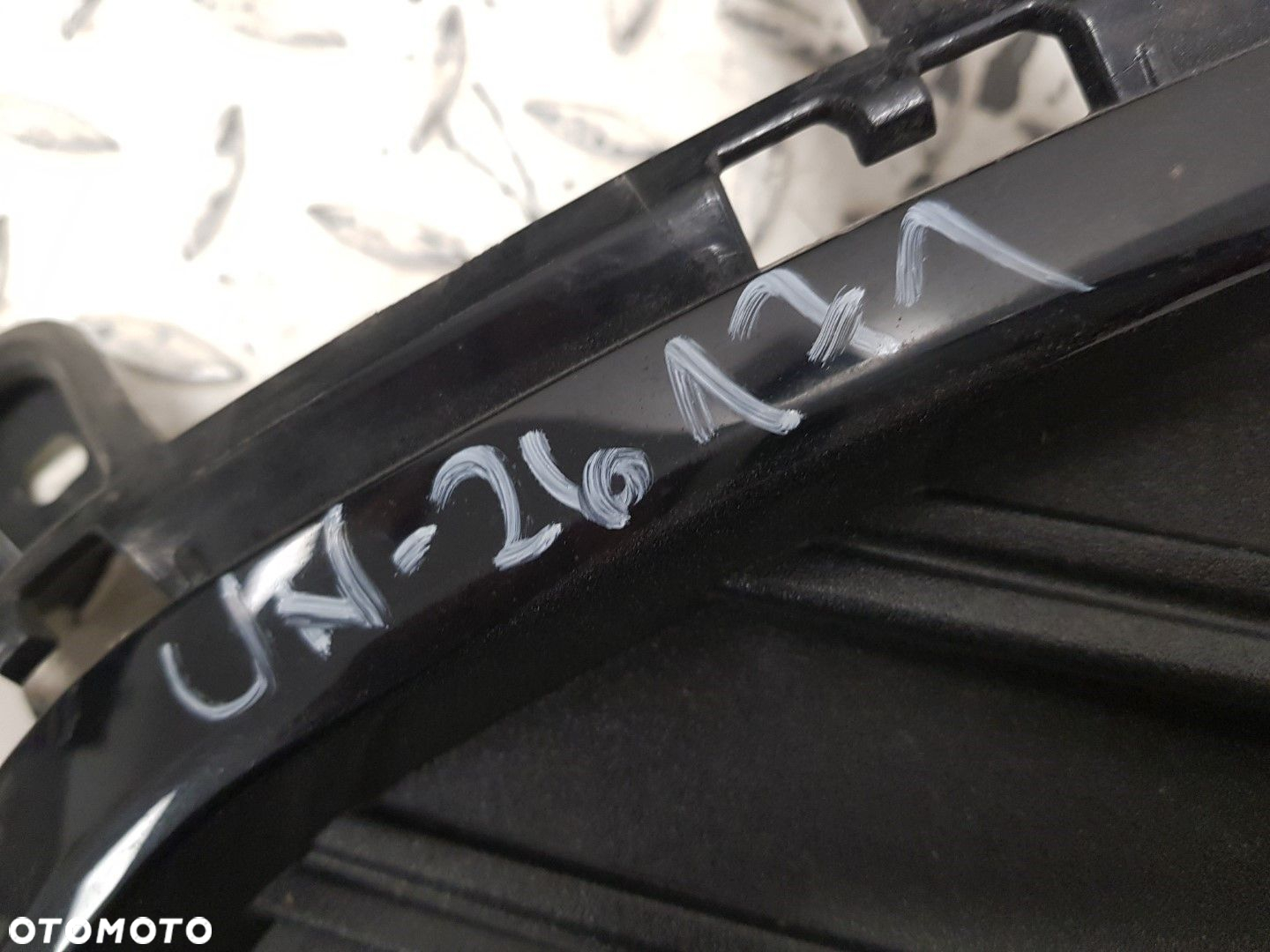 ŁADNY ORYGINALNY GRILL ATRAPA  FORD KUGA III 3 MK3 ST-LINE 20-25 LV4B-8200-YE - 7