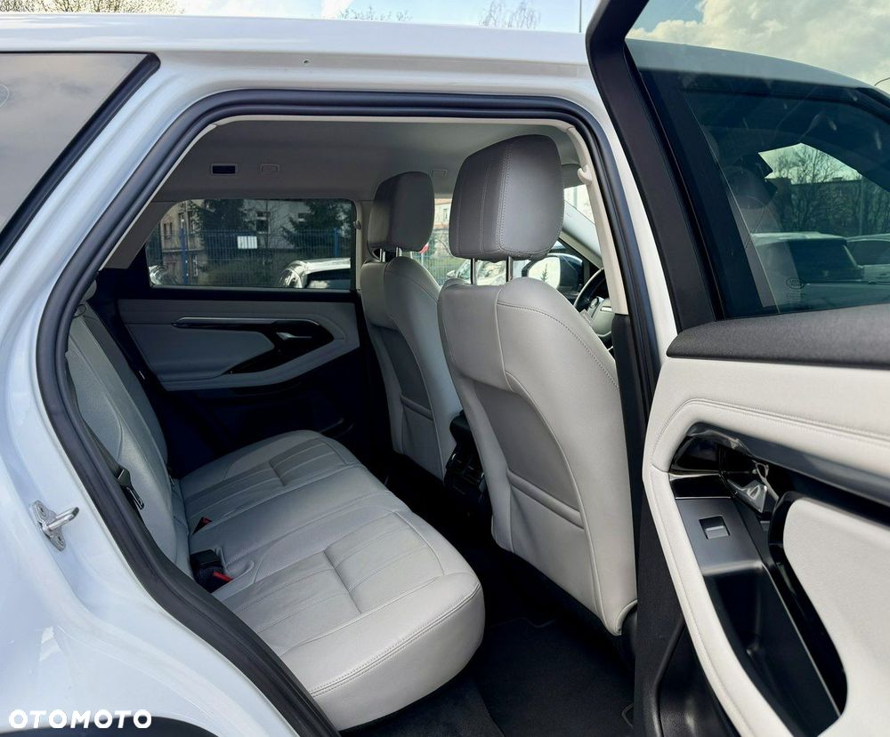 Land Rover Range Rover Evoque - 12