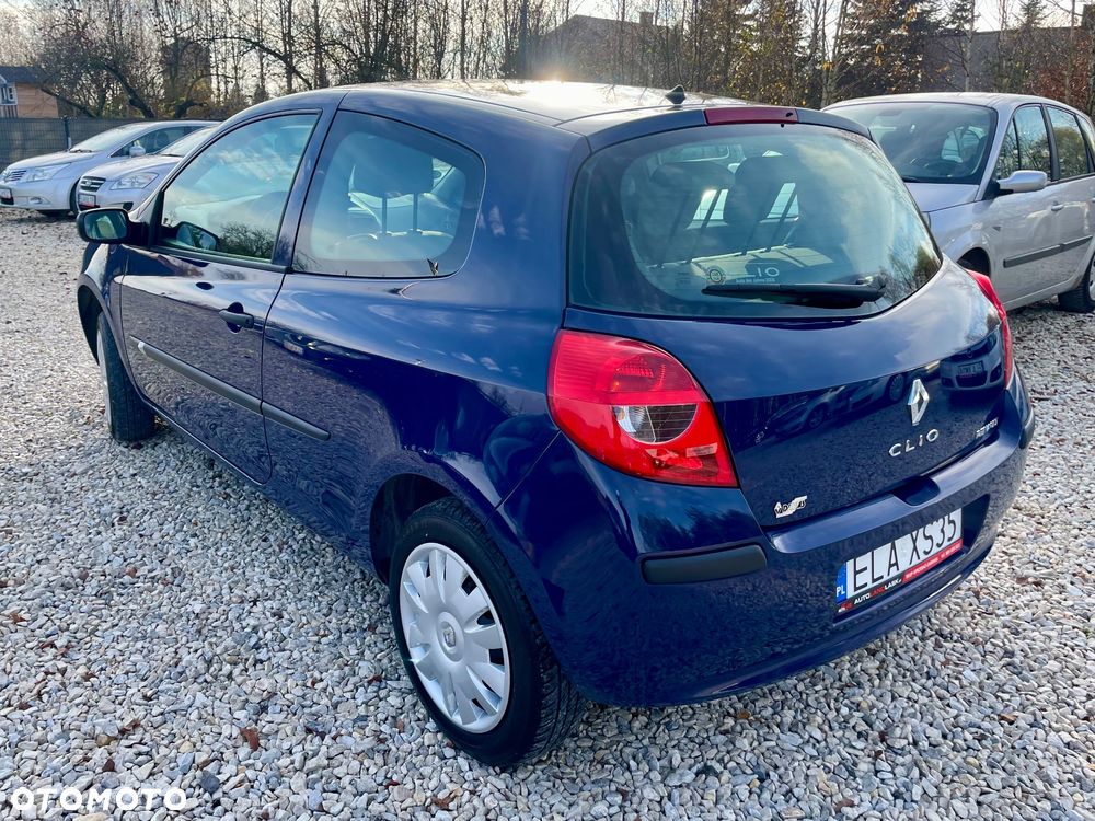 Renault Clio 1.2 16V 75 Dynamique - 7