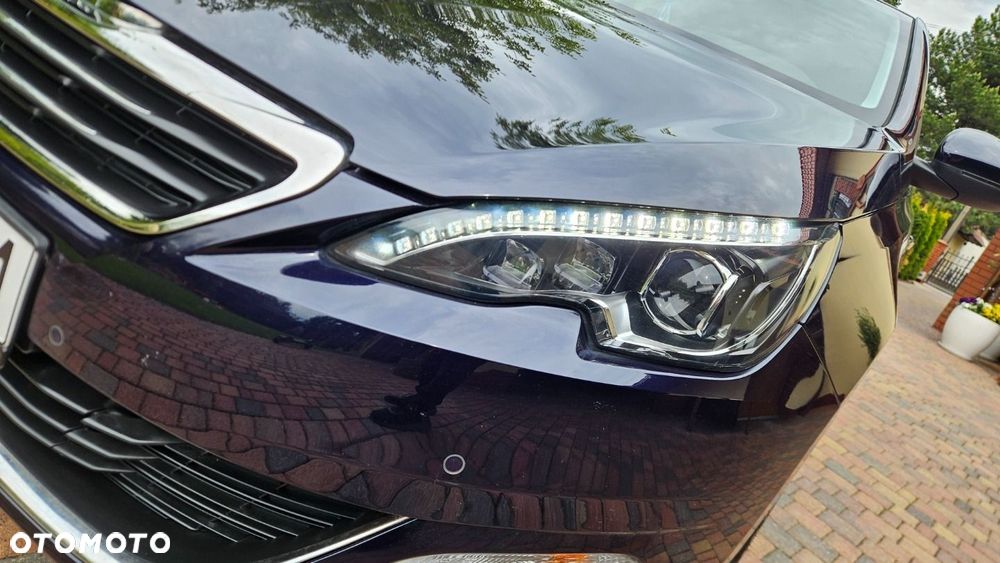 Peugeot 308 - 13