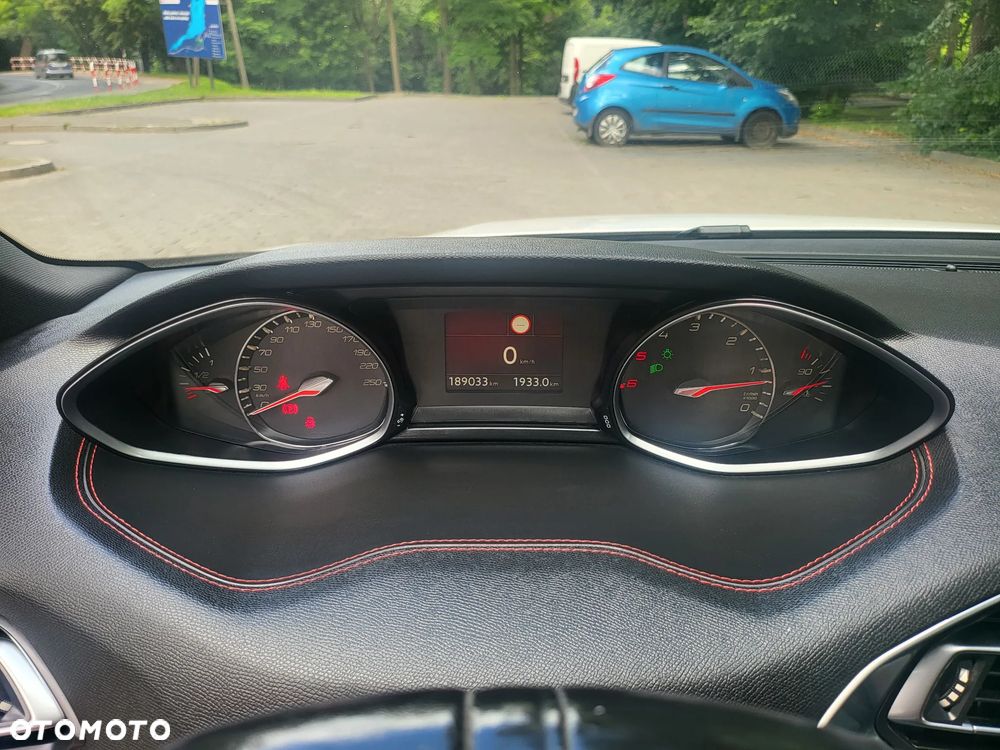 Peugeot 308 - 30