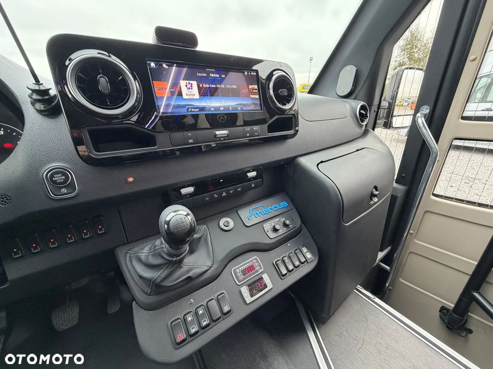 Mercedes-Benz Sprinter 519 - 34